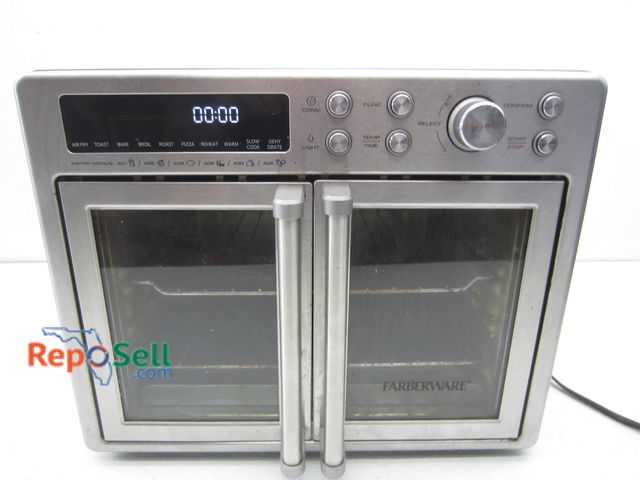 Lot 31-5314 - Faberware Toaster Oven, 16.5 x 14 x 13" - Powers On/Heats Up