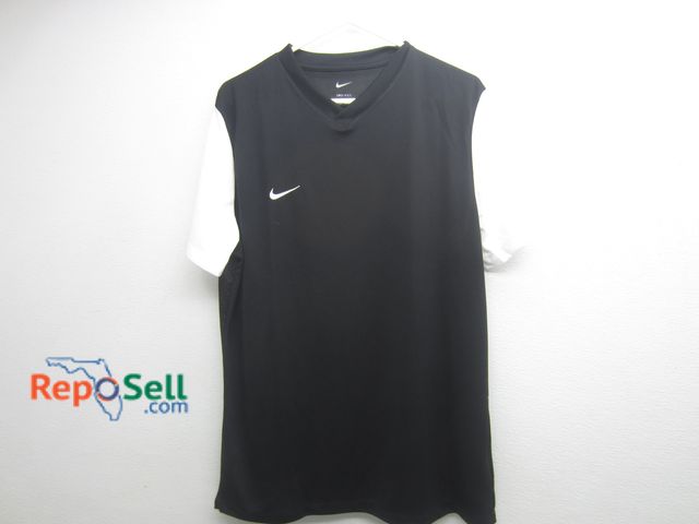 Lot 31-9052 - (12) New Men's Nike Dri-Fit Jersey Shirts, Size L And XL