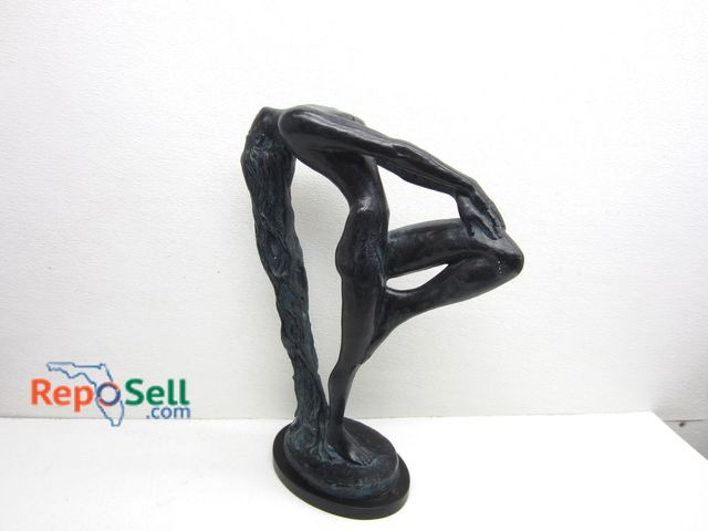 Lot 31-4070 - 1979 Austin Productions Female Statue 22" H "Sultry Awakening"