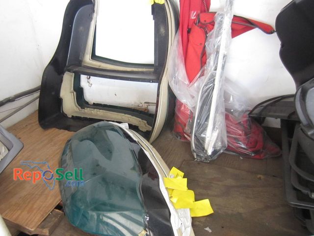 Lot 31-1105 - Rear And Front Beauty Panels, Multiple Colors Approx (19)