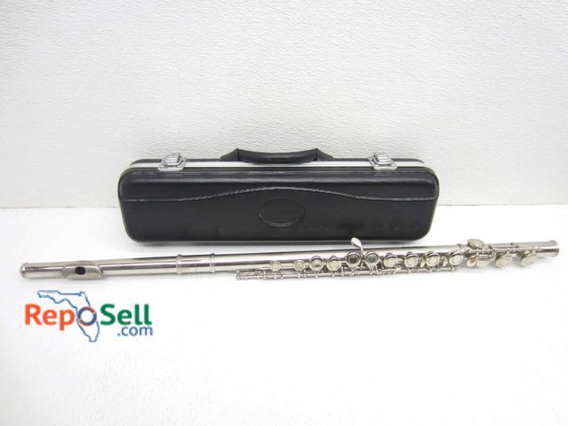 Lot 31-5412 - Flute w/ Case, Stamped "Amadeus" &amp; "3761"