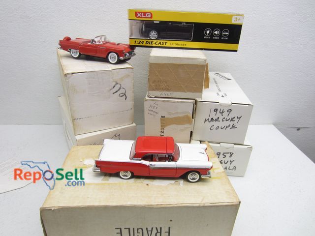 Lot 31-1231 - (9) Metal Die Cast Cars