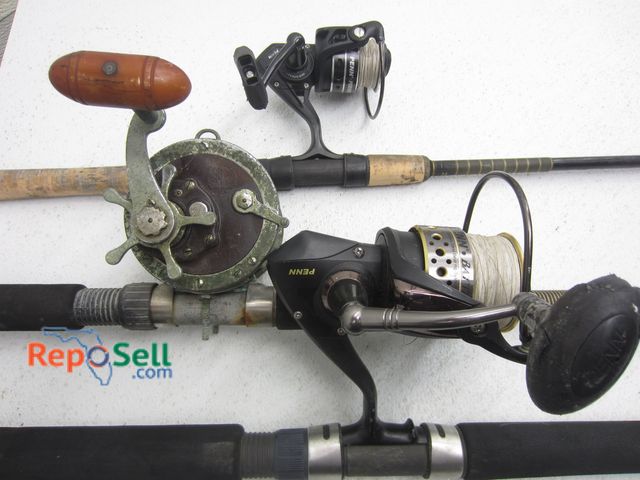 Lot 31-4212 - (3) Penn Reels w/Rods - Shakespeare, White Hawk Master, etc.