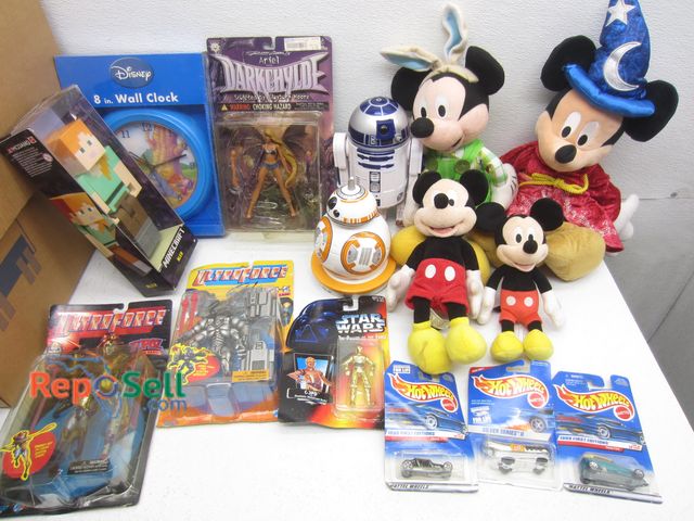 Lot 31-1438 - Toy Lot: Mickey, Star Wars, Minecraft, etc. - Some Sealed