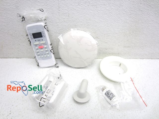 Lot 31-3220 - Cooper And Hunter Smart Port And Remote For A/C - Appears New