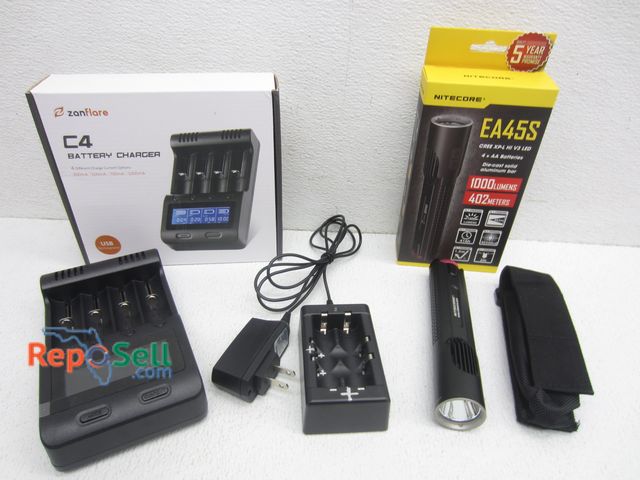 Lot 31-4472 - Nitecore Flashlight EA45S and (2) Chargers