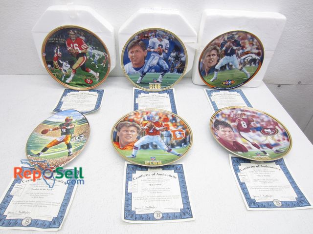 Lot 31-5213 - NFL Quarterback Plate Collection: Includes Favre, Elway, Aikman, Montana
