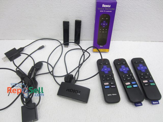 Lot 31-5055 - Lot of Roku: (3) Sticks, Remotes, (1) Sealed Remote