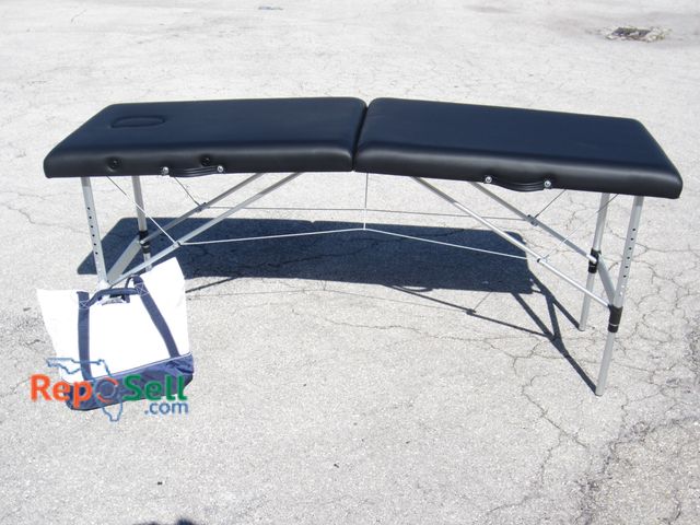 Lot 31-7476 - Massage Table &amp; Accessories - 6'x2'