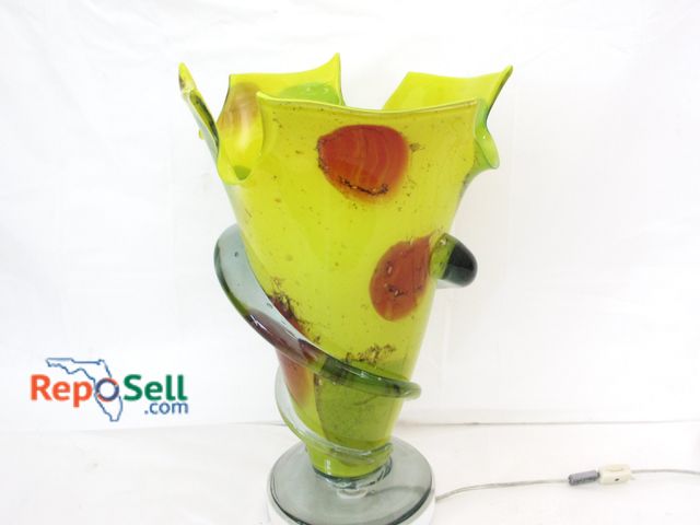 Lot 31-1061 - Blown Glass Lamp, 18"H - Powers On