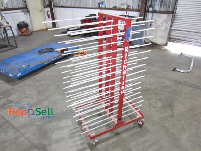 Lot 31-8021 - Metal Richelieu Drying Rack 35" x 65 x 26