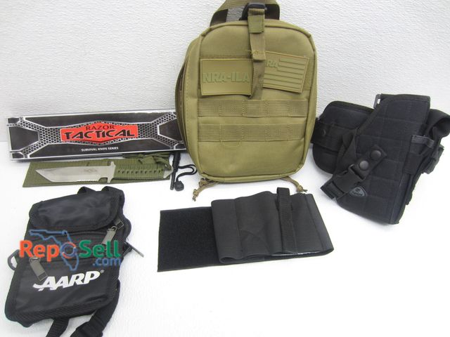 Lot 31-9086 - Fidragon Thigh Holster, Small Tactical Ammo Bag, 440 Stainless Steel Razor Tactical Knife w/Sheath &...