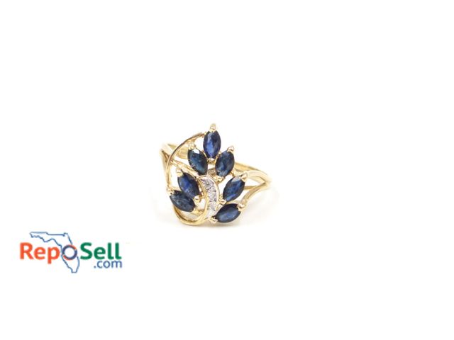 Lot 31-9000 - 14K Yellow Gold Sapphire Diamond Ring Size 6 - 2.6g total