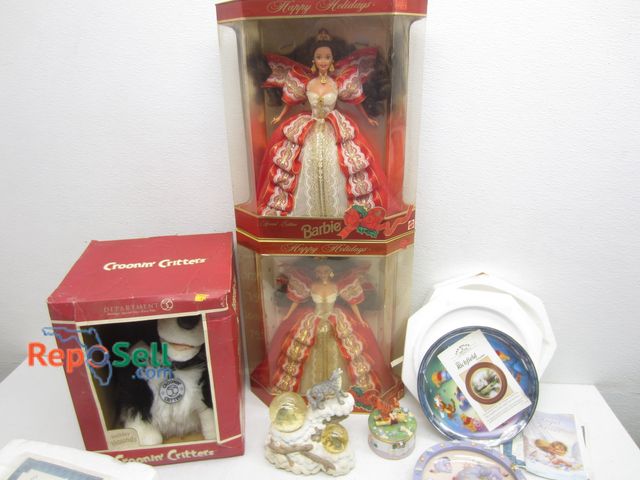 Lot 31-7298 - Other Lot of Vintage Collectibles: (2) Barbies 1997, Snow Globes, Disney Plates, etc.