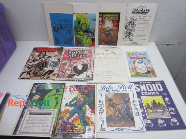 Lot 31-5230 - Approx (130) Comics, Some Signed, Some COA's, Most Bagged/Boarded - with Tote