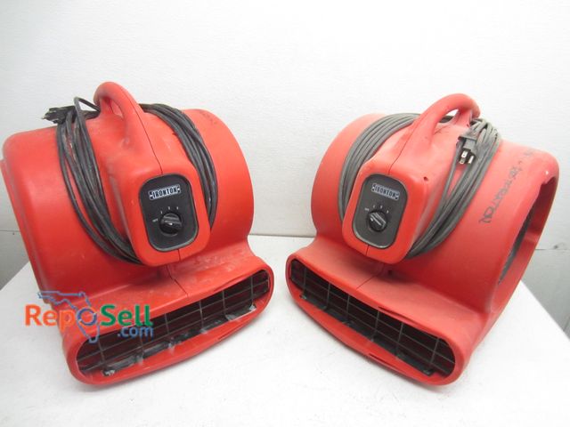 Lot 31-6185 - (2) Ironton 1 HP Air Movers #52721 - Both Power On
