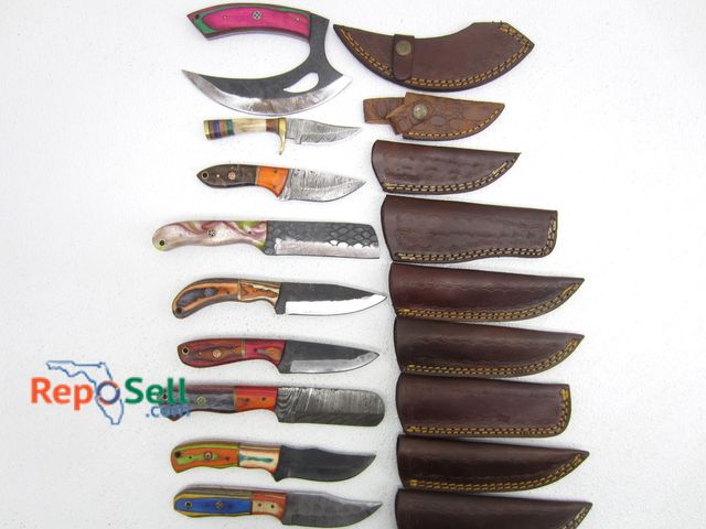 Lot 31-9132 - (9) Knives w/Sheath - Various Blade Styles: Damascus &amp; Etched, etc.
