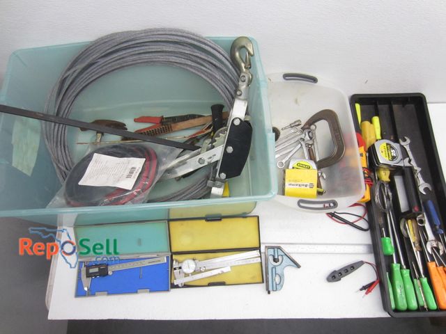 Lot 31-6176 - Tool Lot: Winch, Mituloyo Digimatic, Wrenches etc