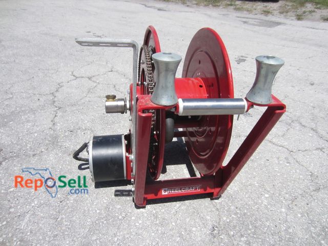 Lot 31-1348 - Real Craft Compressor Hose Reel with Nidec Electric Motor. Untested; please inspect.