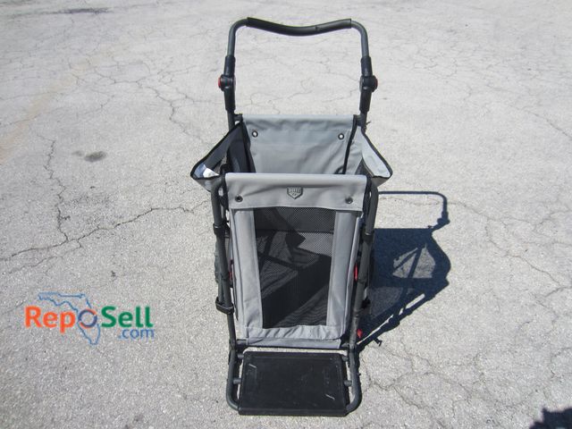 Lot 31-6230 - Foldable Beach Cart