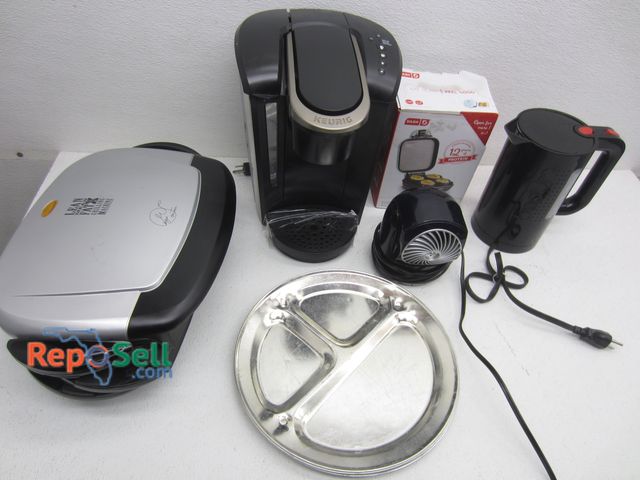 Lot 31-6553 - Camper Lot, Keurig, George Foreman Grill, Egg Bite Maker, Etc. All Power On
