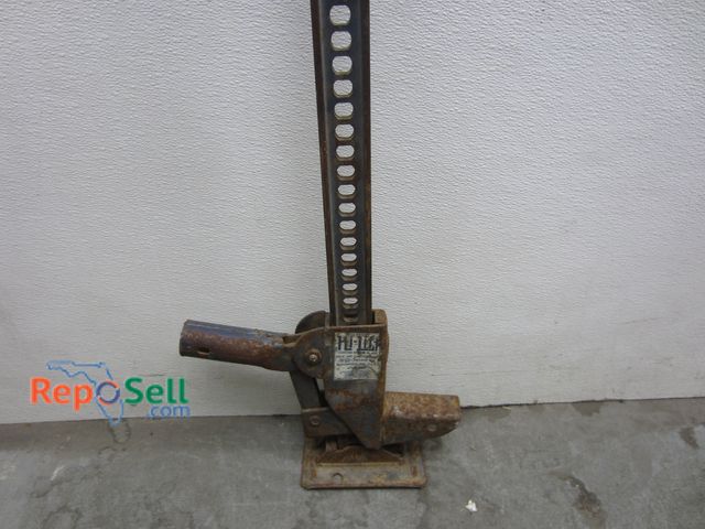 Lot 31-2371 - Hi-Lift Custom #HL-480, Max Lift Capacity 7003lbs