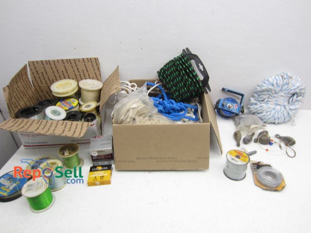 Lot 31-5324 - Fishing Acces Lot: Rope, Fishing Line, Weights etc