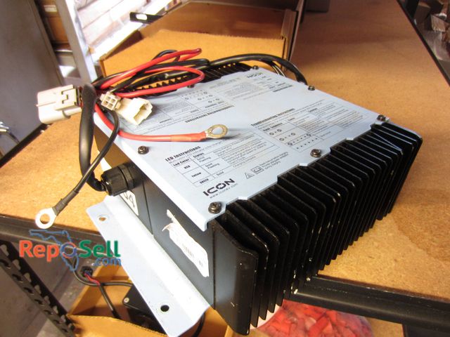 Lot 31-1054 - ICON HP4820PB 48VDC 20A 1200W Golf Cart Battery Charger 100-240VAC Input