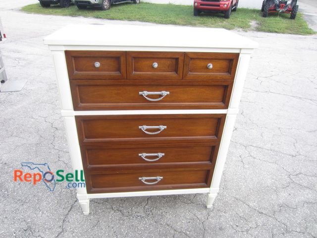 Lot 31-4367 - White Furniture Hardwood Two-Toned Dresser: Off-White/Stained Wood Style, 7-Drawers, 39"x47"Hx19"D