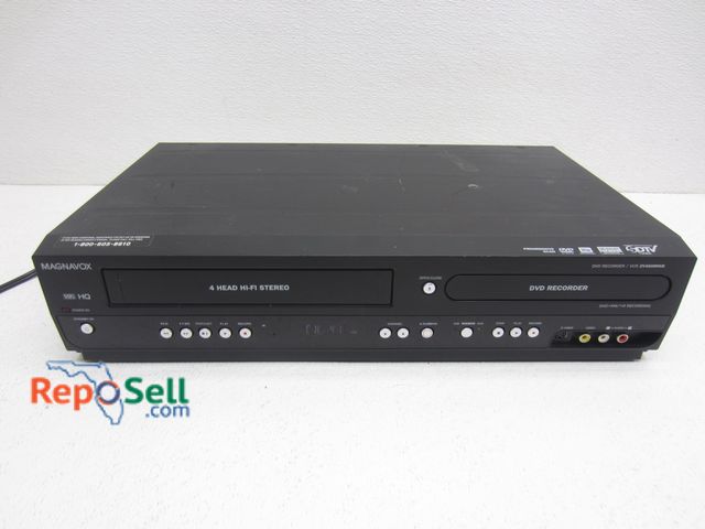 Lot 31-8348 - Magnavox VHS/DVD Recorder - Powers On