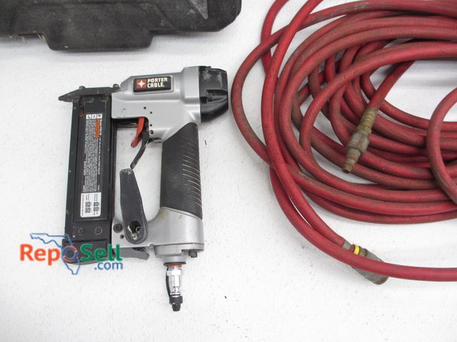 Lot 31-8061 - Porter Cable 23ga Nailer w/Hose