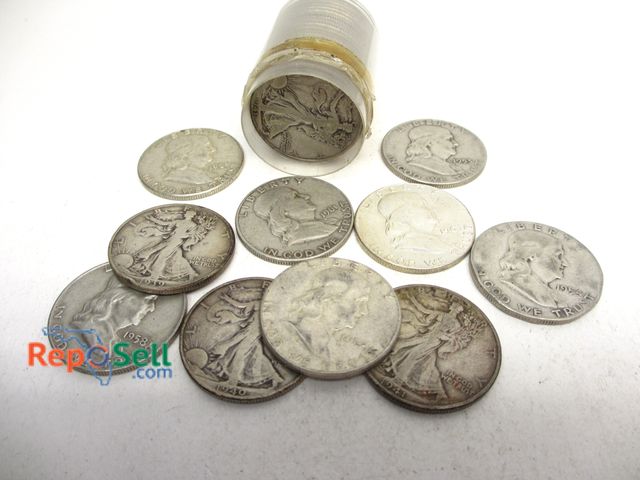 Lot 31-9041 - (29) 90% Silver Half Dollars