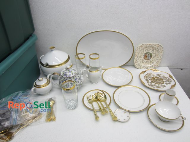 Lot 31-1214 - Lot of China and Glasses: Treasure Chest Coronation,  etc