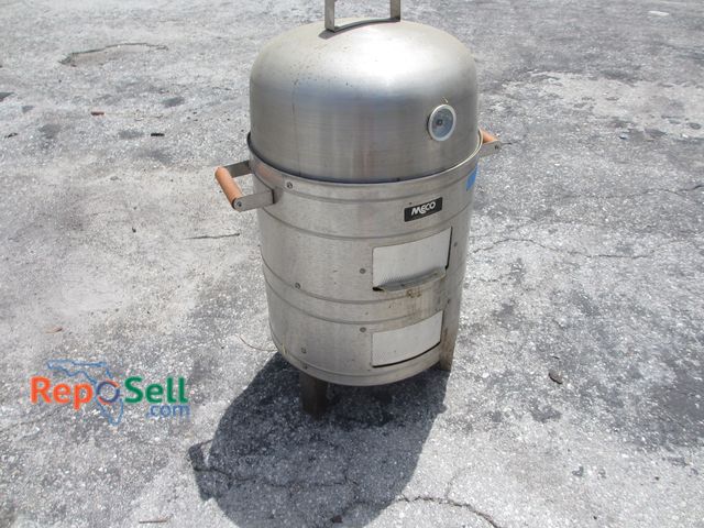 Lot 31-6459 - Meco Smoker - Power On And Heats