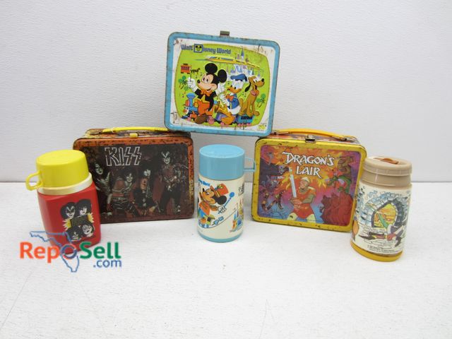 Lot 31-5072 - Vintage Collectible Lunch Boxes