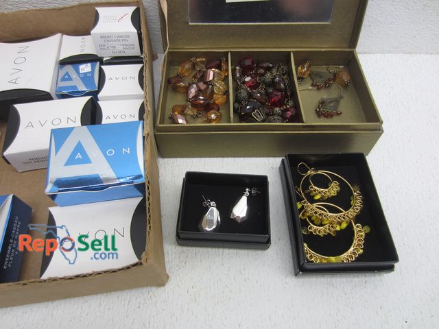 Lot 31-6388 - Lot of New Avon Jewelry - Mostly Earrings