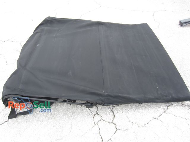 Lot 31-5369 - Jeep Wrangler 2007-18 4-Door Top Soft Cover Kit #1YA88FX9AE  - Appears New