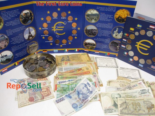 Lot 31-6011 - Foreign Coin and Paper Lot: (2) Booklets w/COA, Loose Coins, Paper Money - Trinidad, Italy, Spain, Q...