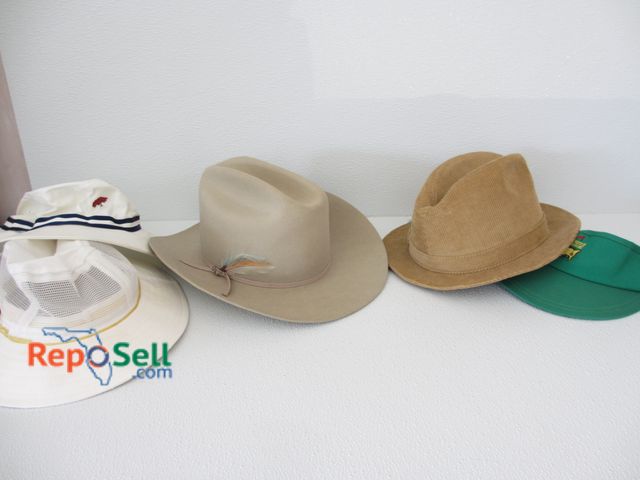 Lot 31-3168 - (5) Men's Hats: Stetson Beaver 7 3/8, Corduroy Dobbs 7 5/8, etc.