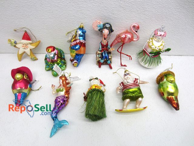 Lot 31-9299 - (39) Tropical Christmas Ornaments - New &amp; Used