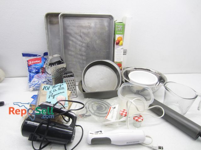 Lot 31-2383 - Estate Lot: Black &amp; Decker Mixer, (2) Sheet Pans, Glass Measuring Cup, Strainer, etc.