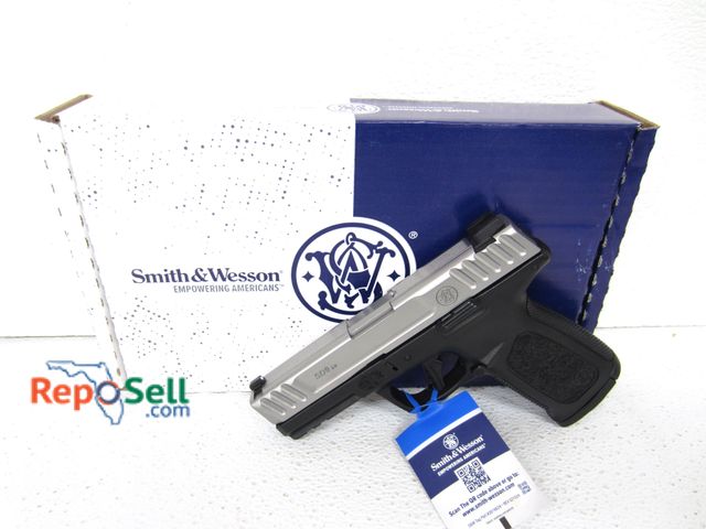 Lot 31-6026 - NEW Smith &amp; Wesson SD9 2.0 with 4" Barrel and (1) 16rd magazines