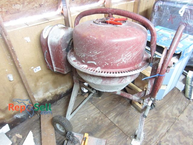 Lot 31-2052 - Northern Industrial Tools Cement Mixer