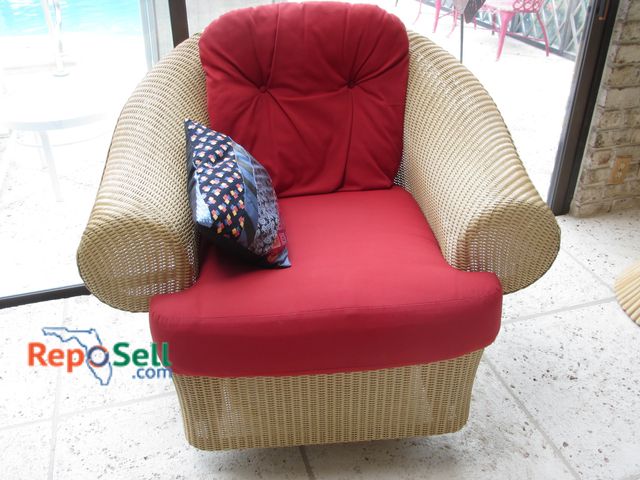Lot 31-1145 - Rattan Rocking/Swivel Chair With Cushion And Pillow