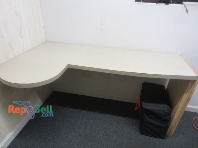 Lot 31-2129 - Desk Top Attached to Wall - Bring Tools - Black Bag w/Wood Blocks