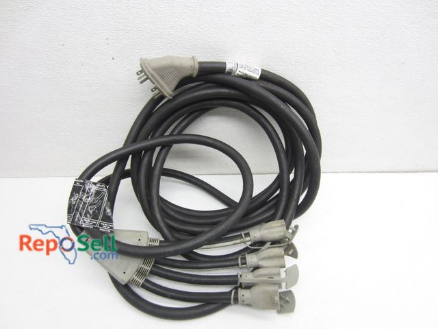 Lot 31-1030 - 25' 20 AMP Generator Adapter Cord Set