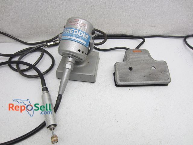 Lot 31-1364 - Foredom RS Series Rotary Tool w/Foot Speed Control - Powers On