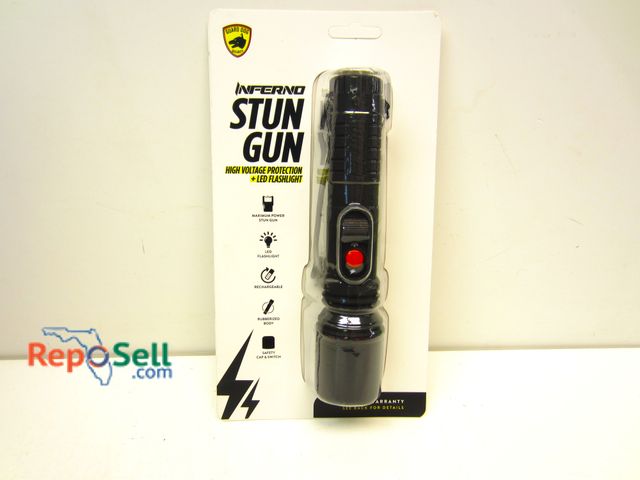 Lot 31-9260 - New Inferno Guard Dog High Voltage Stun Gun Flashlight - Black