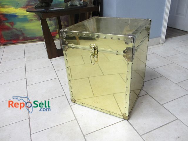 Lot 31-1304 - Small Gold-tone Trunk