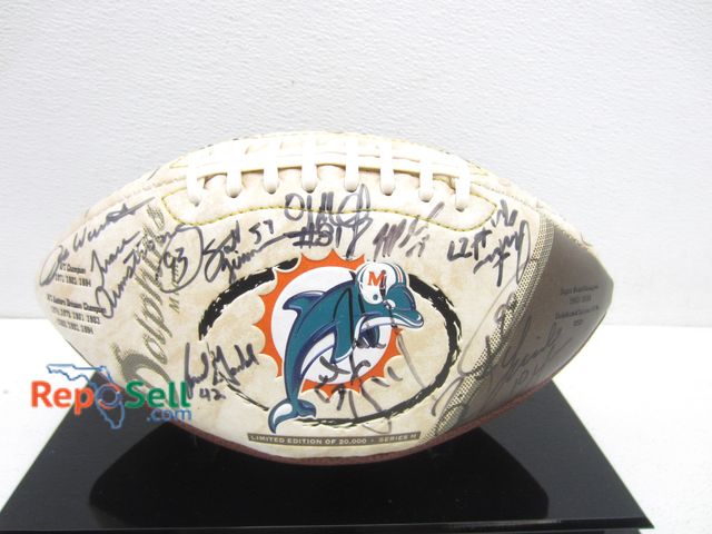 Lot 31-3326 - Miami Dolphins 2000 Signed Football - No COA